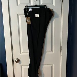 Black Slim Fit Jeans with Structured Design